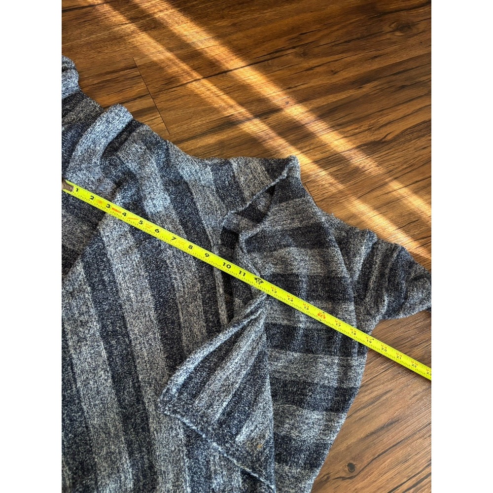 Barefoot Dreams Sweater Size S/M Gray Stripe Cozy Chic Lite Island Wrap Cardigan - Picture 3 of 4